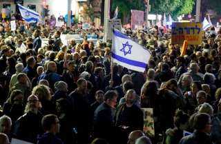 فيديو.. تظاهر آلاف الإسرائيليين للمطالبة باستقالة نتنياهو