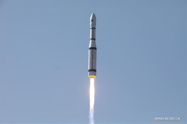  صاروخ من طراز "لونج مارش -4 سي"