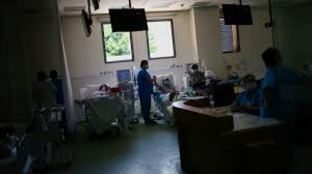 انقطاع الكهرباء عن المستشفيات بلبنان يهدد بكارثة انسانية