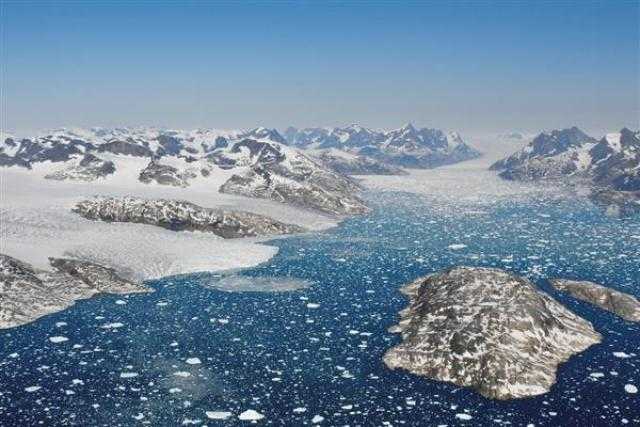 كارثة.. دراسة جديدة تكشف عن وجود «نانو بلاستيك» في المناطق القطبية لأول مرة
