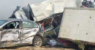 مصرع 3 أشخاص وإصابة 13 آخرين فى حادث سير على طريق شمال سيناء الساحلى